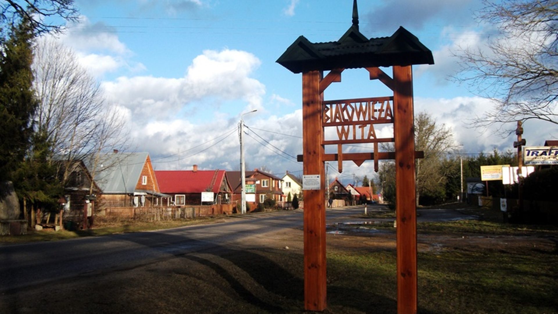 Leśnicy świętują w Białowieży 100-lecie odzyskania prze Polskę Niepodległości
