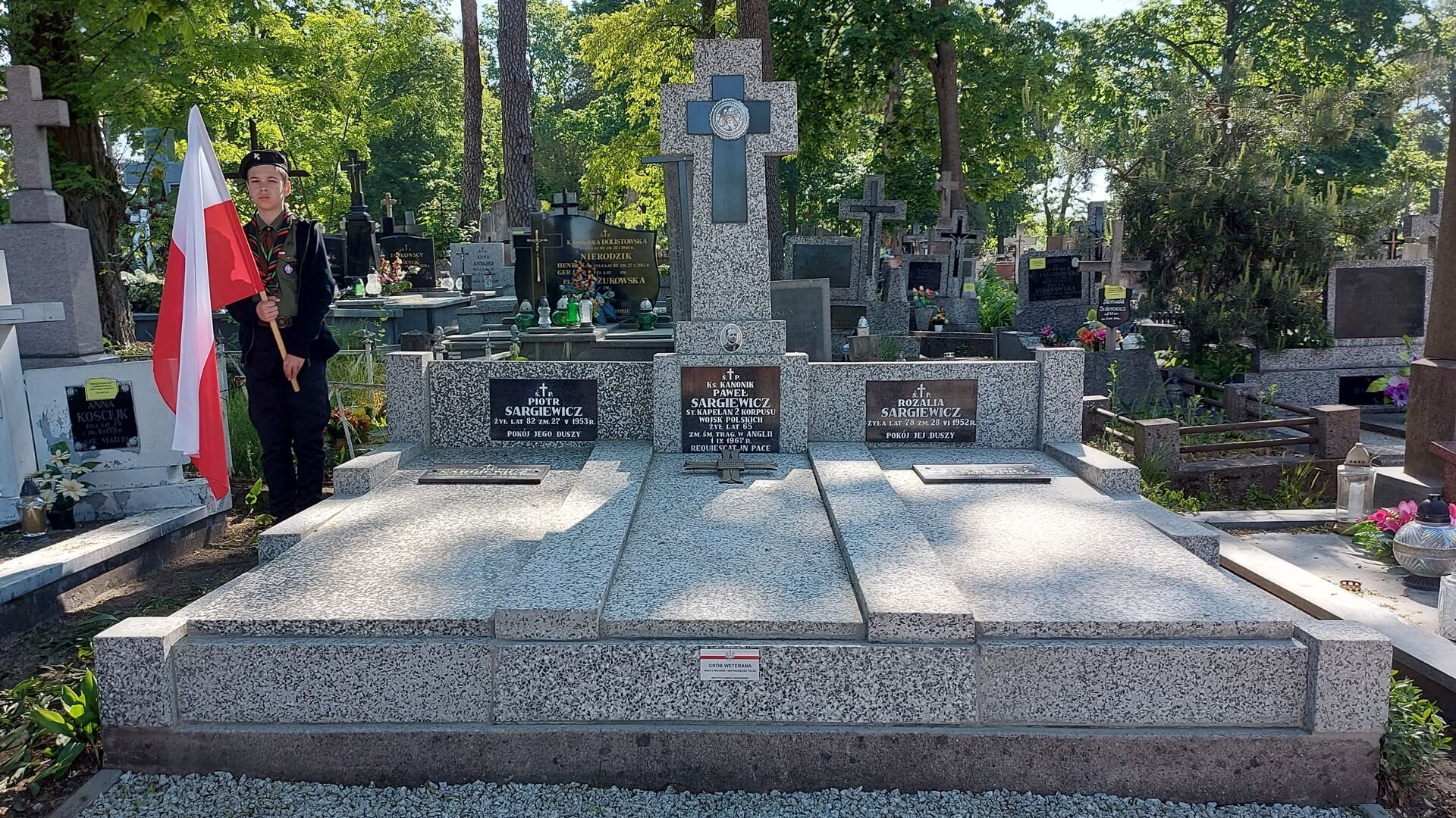 Z okazji obchodów 80. rocznicy walk o Monte Cassino IPN oznaczył kolejny "Grób weterana" [zdjęcia]