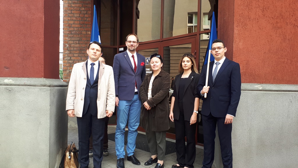 Politycy partii Wolność nie zgadzają się na likwidację hodowli zwierząt na futra