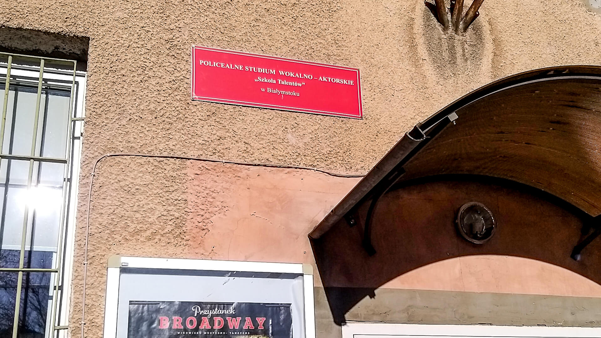 "Dziewczyna jak z bajki" - dyplom w Studium Wokalno- Aktorskim w Białymstoku