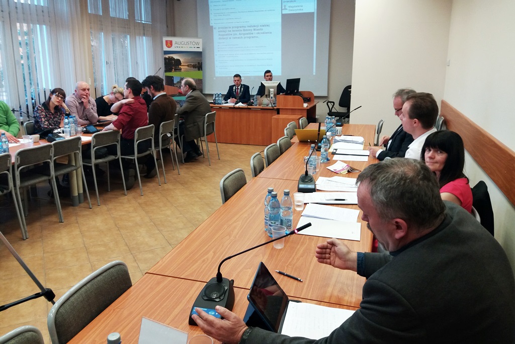 Napięta sytuacja w augustowskim samorządzie