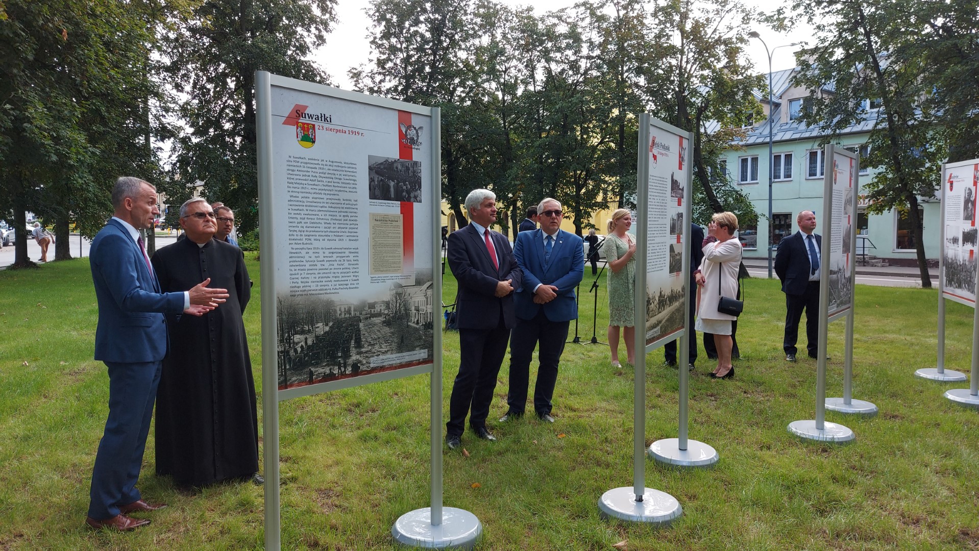 Wystawa "Wiele dróg – jeden cel. Ku Niepodległej" wędruje po podlaskich miejscowościach