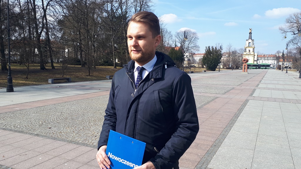 Krzysztof Truskolaski złoży zawiadomienie do prokuratury ws. spalenia kukły Ryszarda Petru