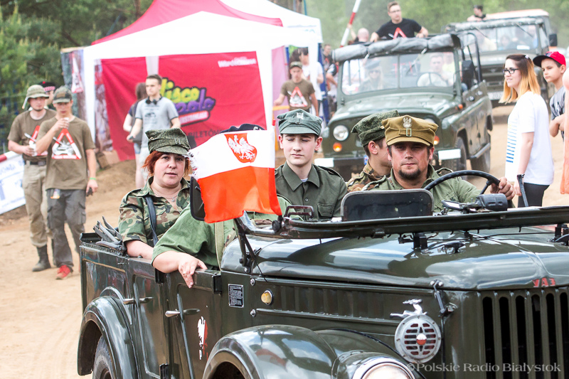 Od Wikingów po współczesne formacje wojskowe. VI Podlaski Piknik Militarny [zdjęcia]