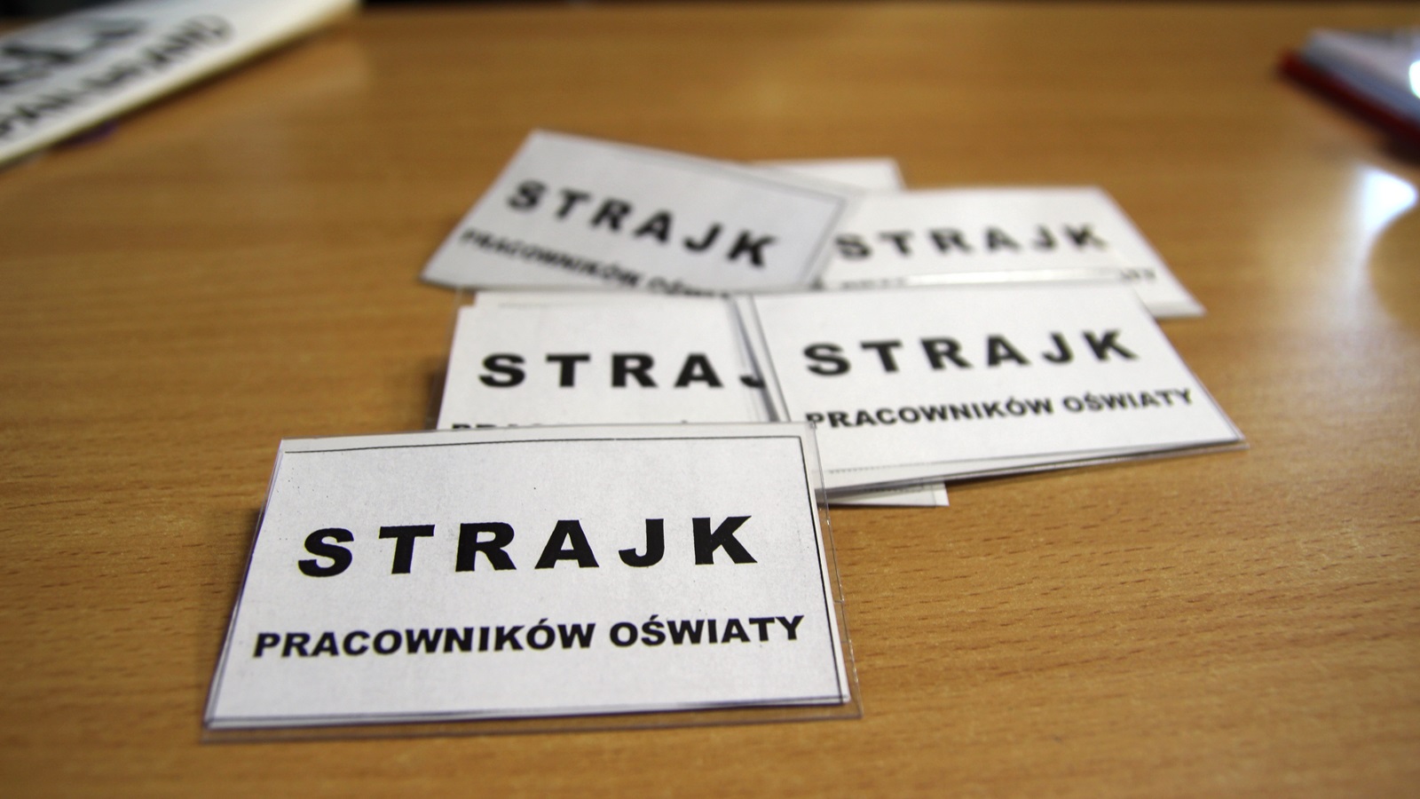 Nauczyciele szkół podlegających powiatowi augustowskiemu dostali pieniądze za strajkowanie