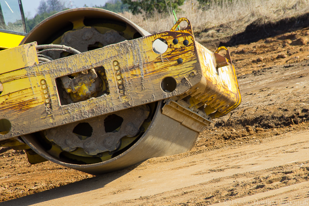Robotnicy dokończą budowę dwóch dróg wojewódzkich w Podlaskiem