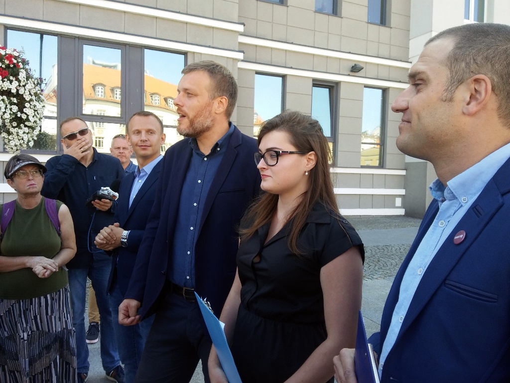 Partia Razem w sejmiku chce stawiać m.in. na transport publiczny i edukację
