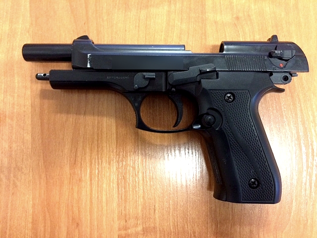 21-latek z Łap odpowie za nielegalne posiadanie broni i groźby karalne