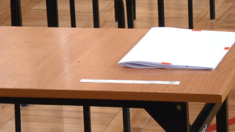 Egzamin ósmoklasisty - w Podlaskiem przystąpiło do niego około 11 tysięcy uczniów