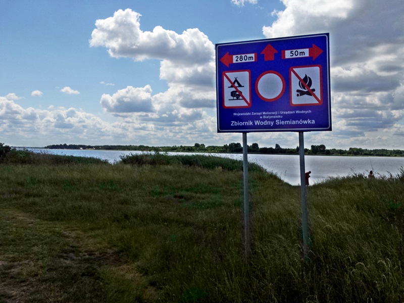 Zaobrączkują i opiszą ptaki - ornitolodzy prowadzą badania nad Siemianówką