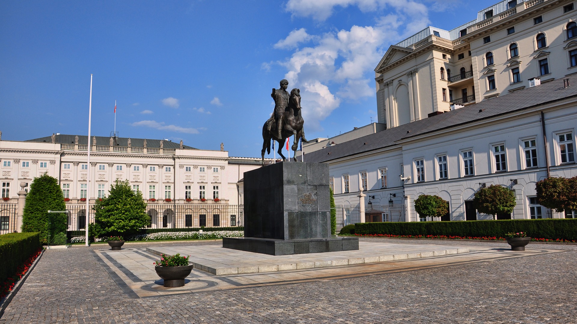 Trzech kandydatów na prezydenta RP odwiedziło woj. podlaskie