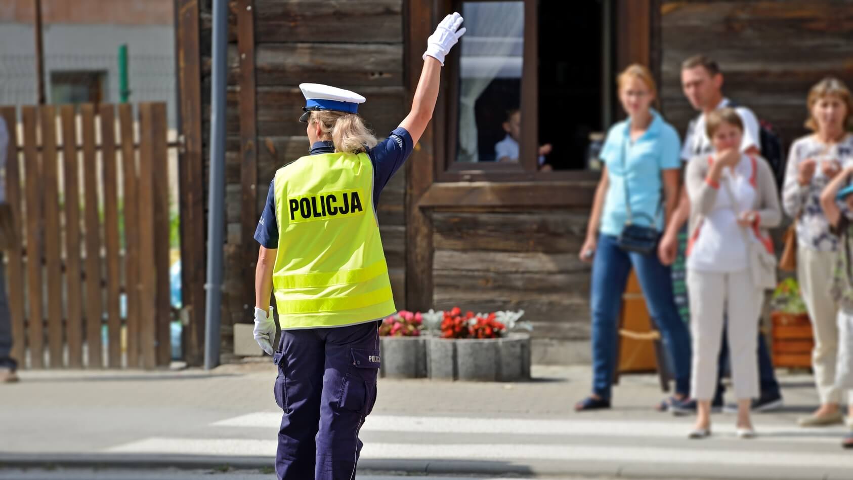 "Niechronieni uczestnicy ruchu drogowego" - akcja policji kierowana do pieszych i rowerzystów