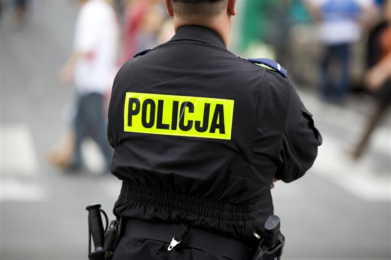 "Nie bądźmy obojętni" m.in. wobec bezdomnych - apelują policjanci