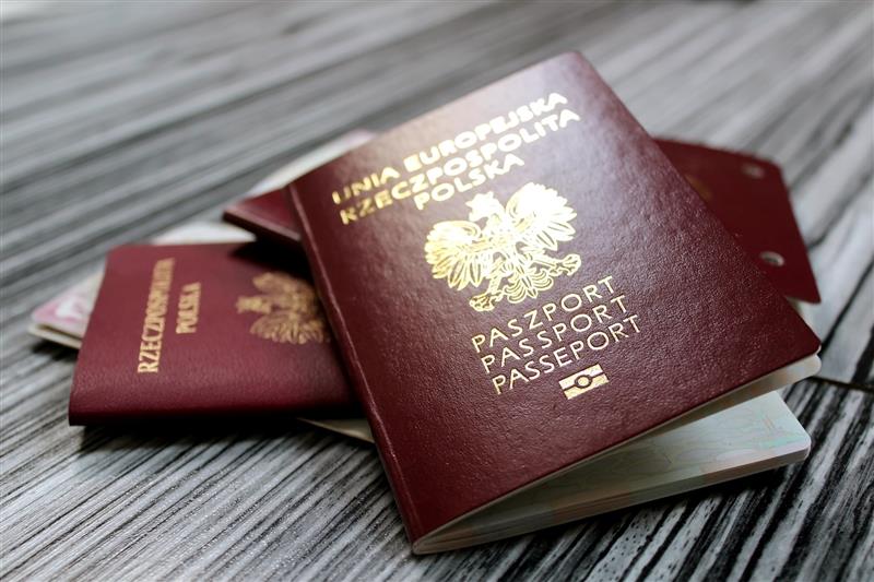 W Biurze Paszportowym przy ul. Bema będzie można dostać kartę pozwalającą na leczenie za granicą