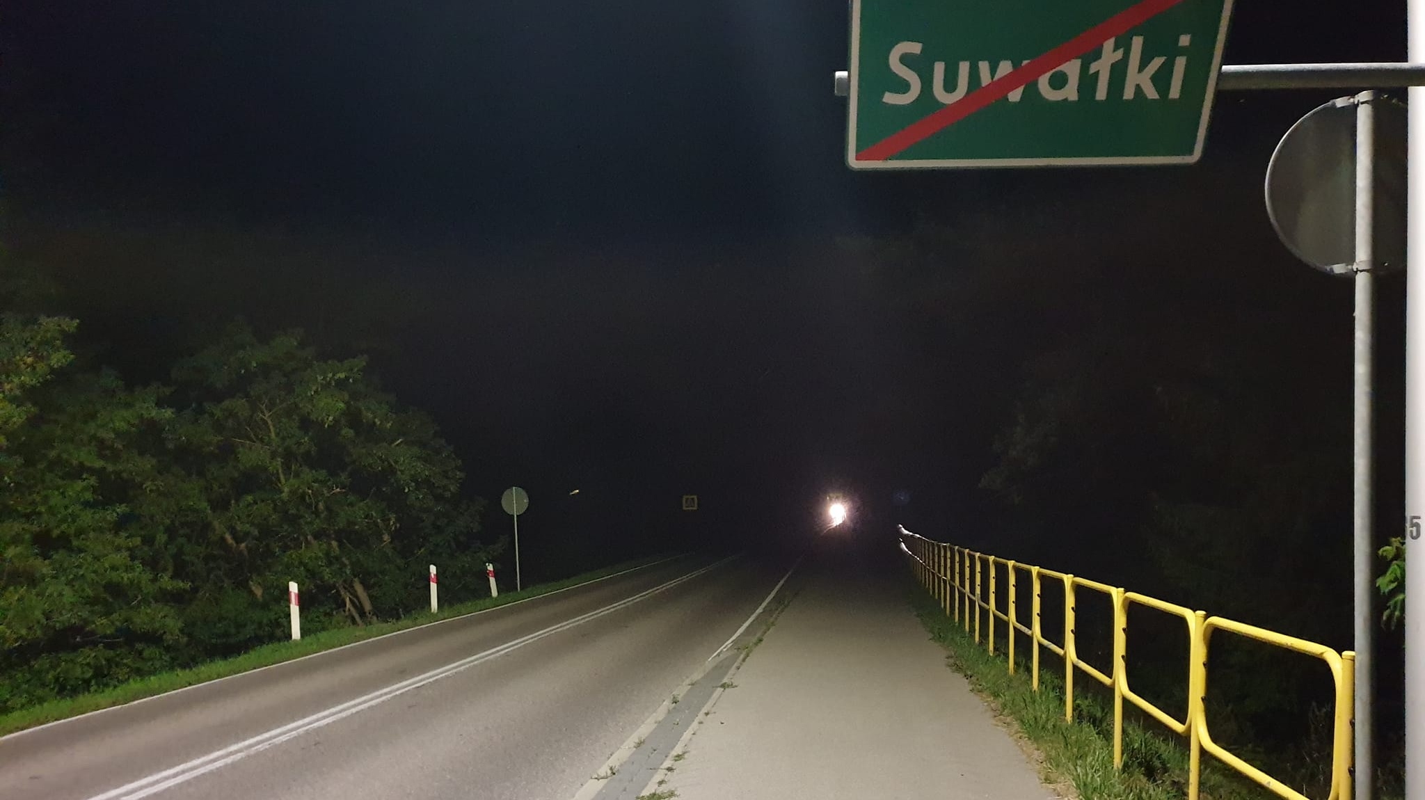 Nikt nie chce oświetlić niebezpiecznego przejazdu dla rowerzystów