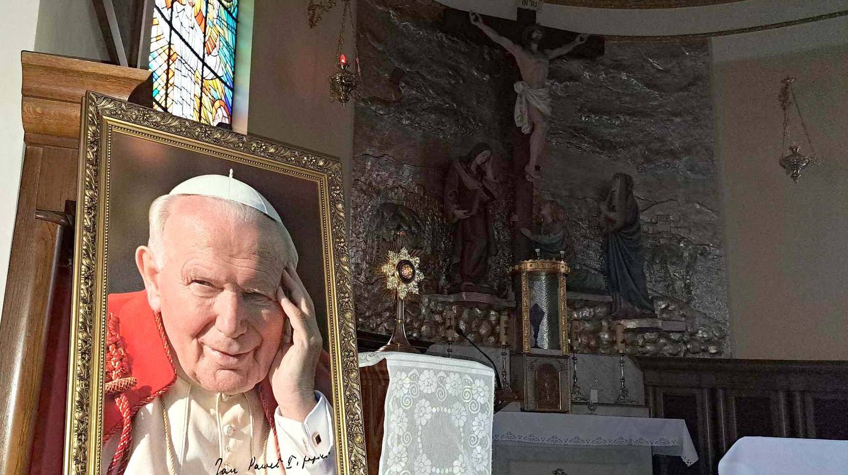"Narodowe rekolekcje" - 20 lat temu Polska żegnała Jana Pawła II