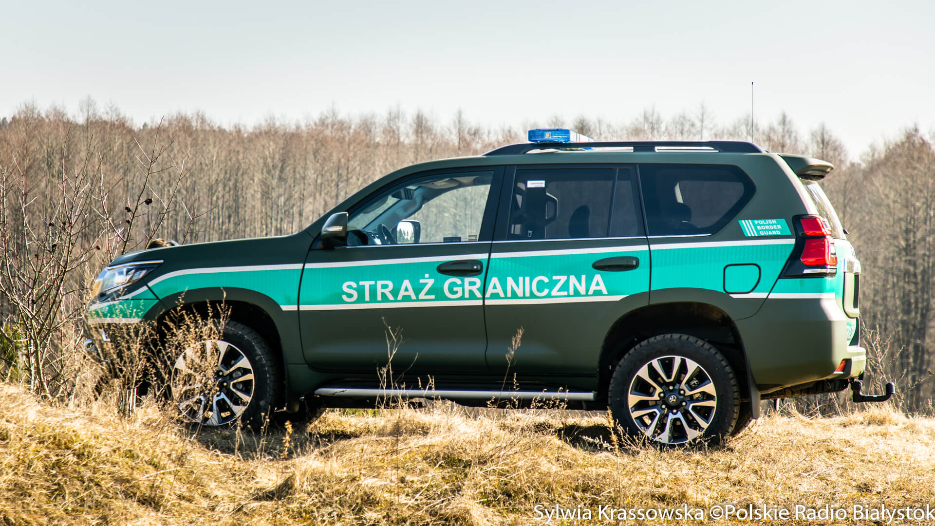Obywatel Łotwy przewoził nielegalnych migrantów - grozi mu do 8 lat więzienia