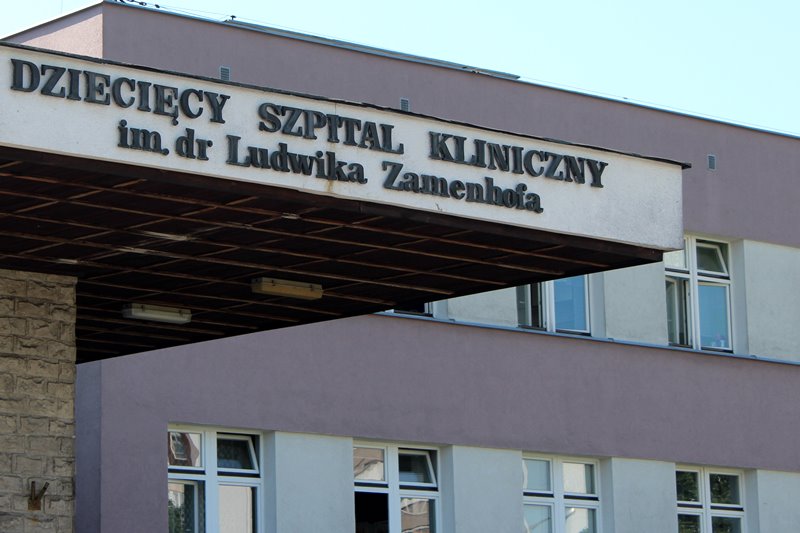 145 lekarzy w 6 szpitalach w Podlaskiem wypowiedziało umowy opt-out