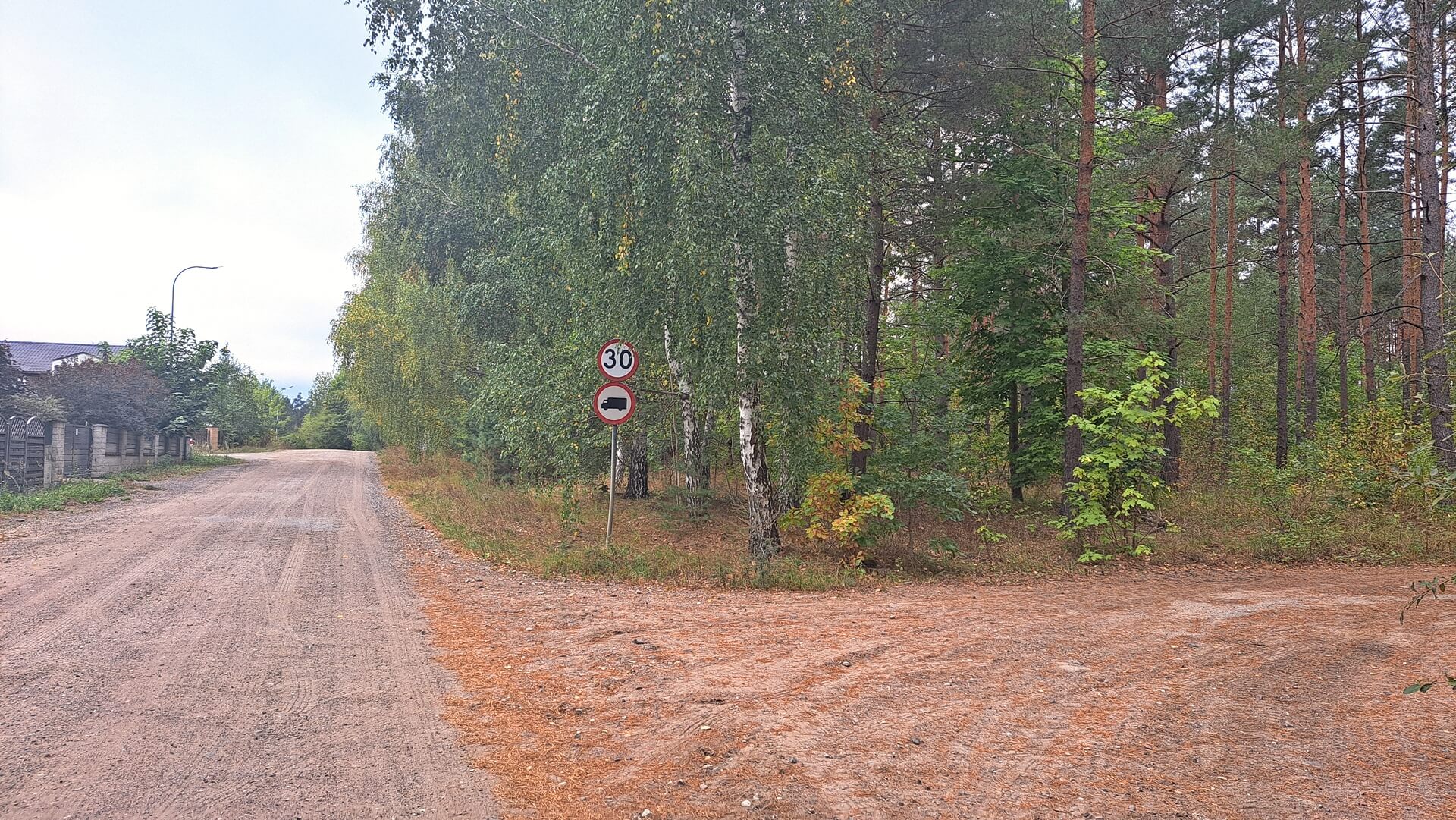 Mieszkańcy osiedla Leśnego w Wasilkowie nie chcą tirów przy swoich domach