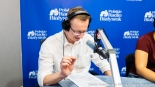 Czytanie fragmentów powieści "Nad Niemnem" Elizy Orzeszkowej w Polskim Radiu Białystok, fot. Sylwia Krassowska