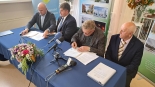 Podpisanie umowy na budowę hali gimnastycznej w Augustowie, 9.10.2024, fot. Iza Kosakowska