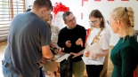 Do Zespołu Szkół Specjalnych w Łomży trafił sprzęt AGD w ramach wygranej w konkursie "Świeć się z Energą", fot. Adam Dąbrowski