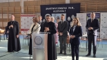 Wielkanocne śniadanie dla samotnych, ubogich i bezdomnych w Zespole Szkół Katolickich w Białymstoku, 20.04.2025, fot. Grzegorz Pilat