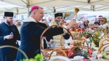 Ekumeniczne święcenie pokarmów w centrum Białegostoku, 19.04.2025, fot. Joanna Szubzda