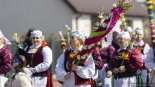Korowód z wielkanocnymi palmami przeszedł przez Zbójną, 13.04.2025, fot. Paweł Wądołowski