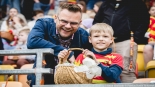Święcenie pokarmów na Stadionie Miejskim w Białymstoku, 19.04.2025, fot. Joanna Szubzda